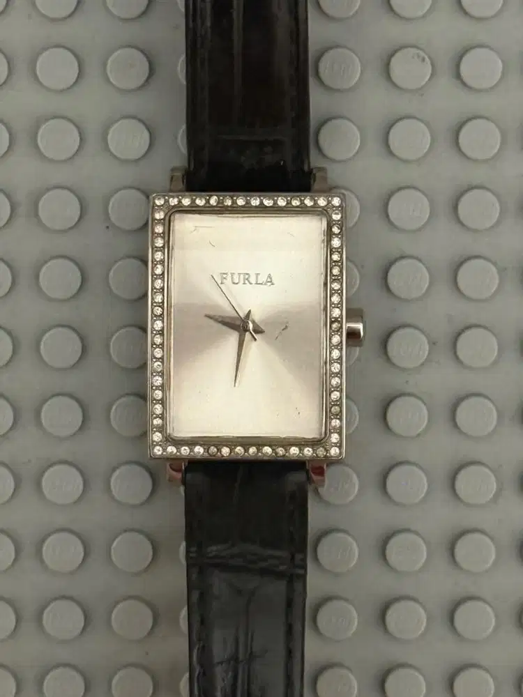 Furla Steel Collection Rose Gold Kotak – Women Watch Original