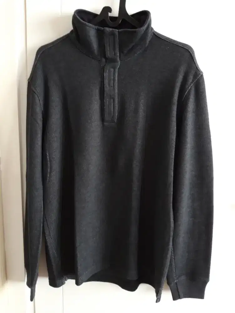 KAOS LENGAN PANJANG.