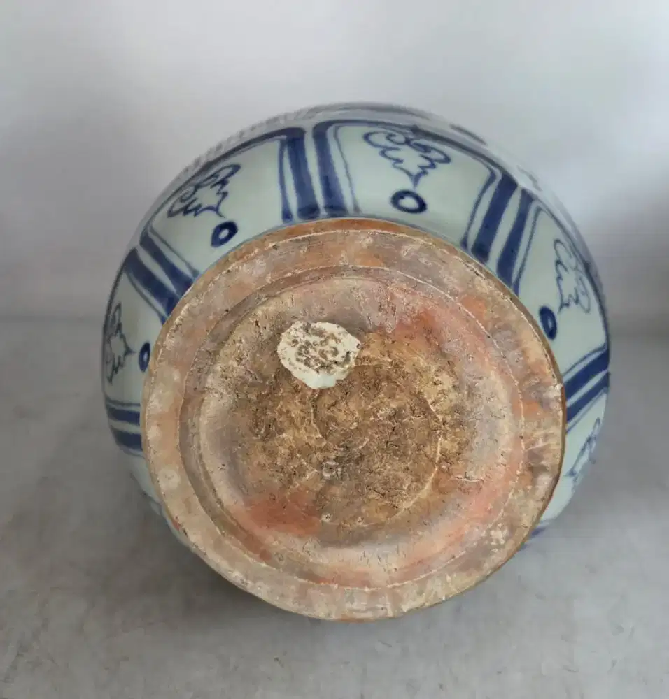 Vase biru putih ming