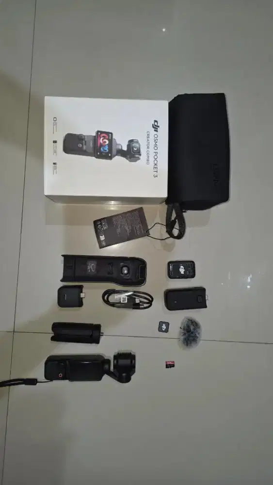 DJI Osmo Pocket 3 Creator Combo