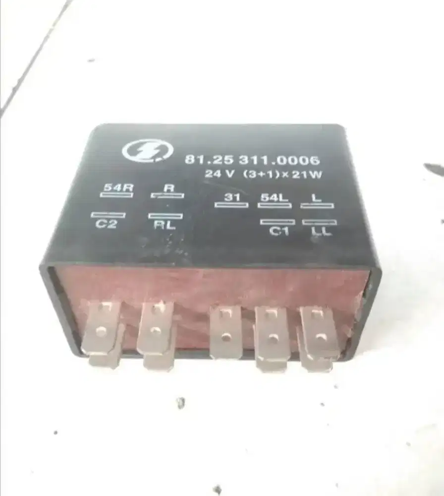 Relay Shacman Kaki 9