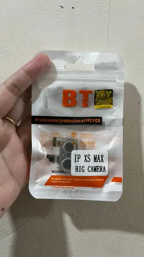 kamera belakang ip XS