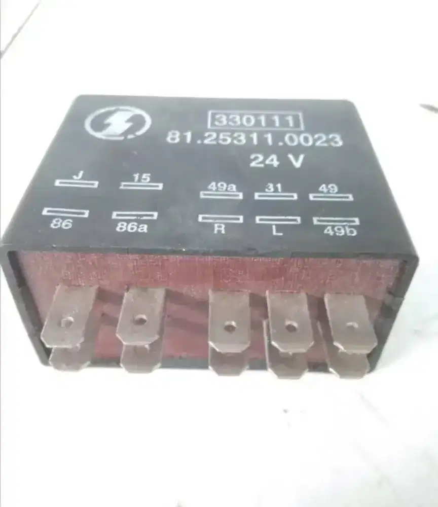 Relay Shacman Kaki 10