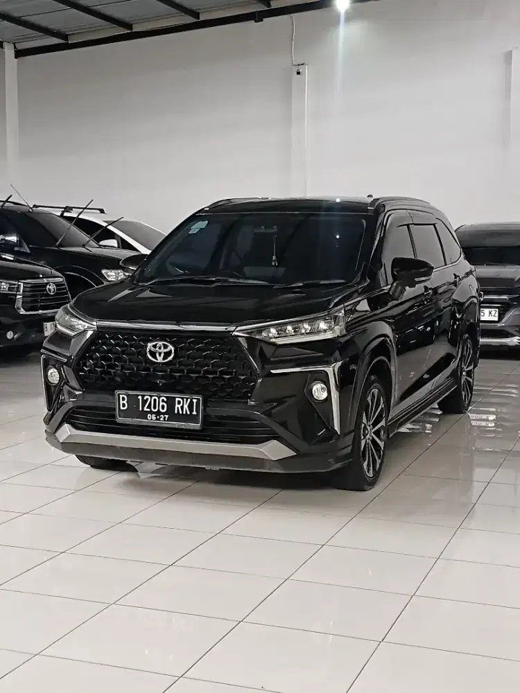 AVANZA VELOZ Q TSS MATIC PLAT BALI TANGAN PERTAMA