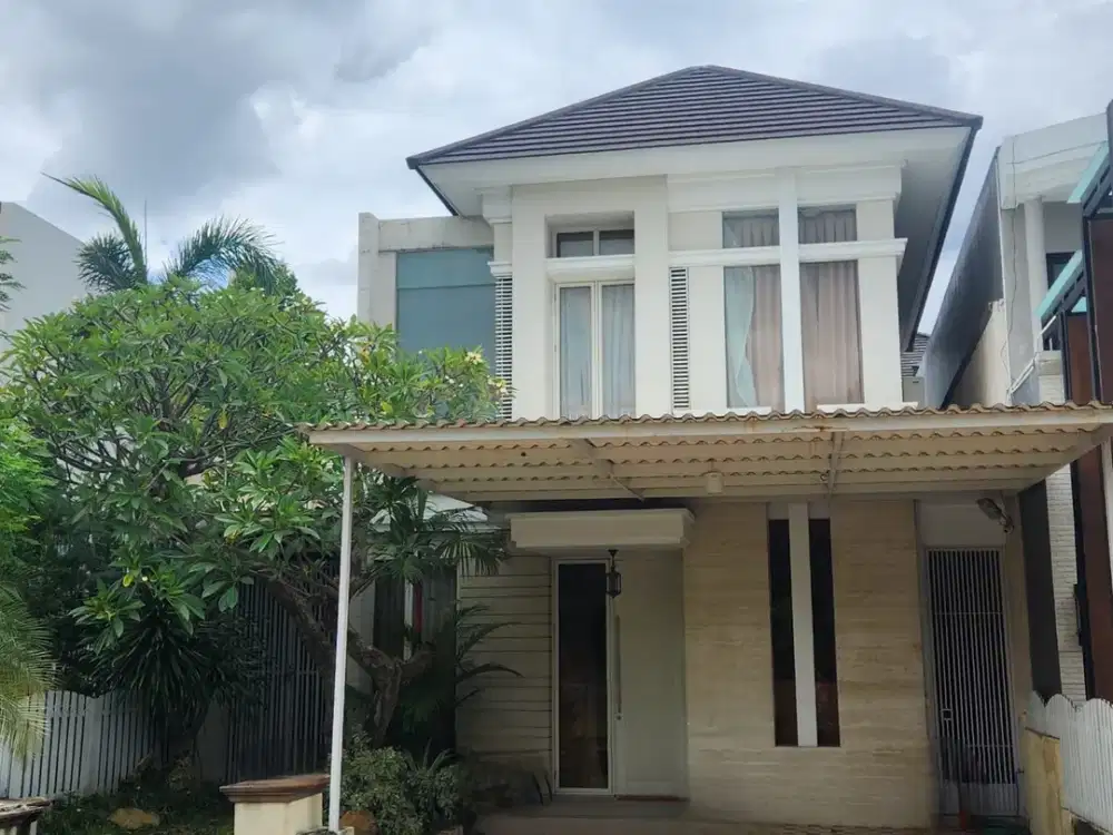 Granada Pakuwon Indah Mall