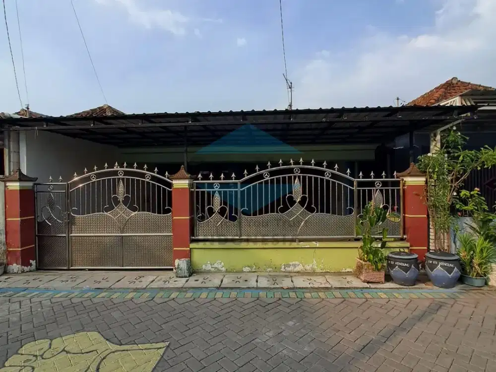 Rumah di Jalan Kendung dekat RS BDH