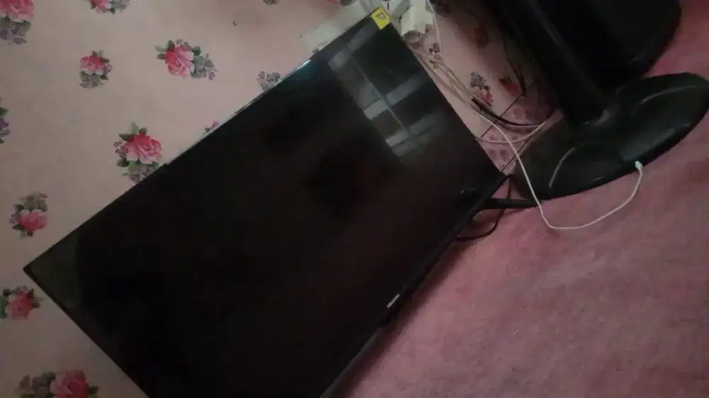 jual tv android 32in HISENSE