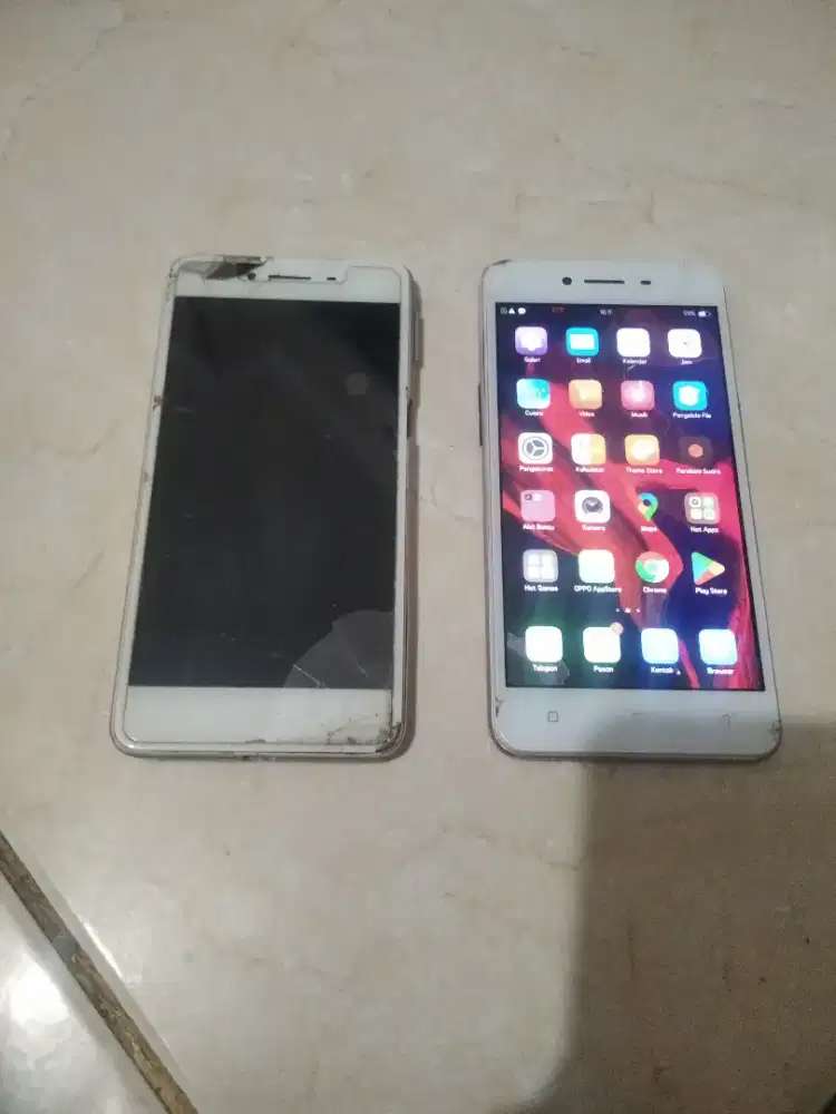 oppo A37 ram 2/16 mines tc retak masih bisa di pake normal batre awet