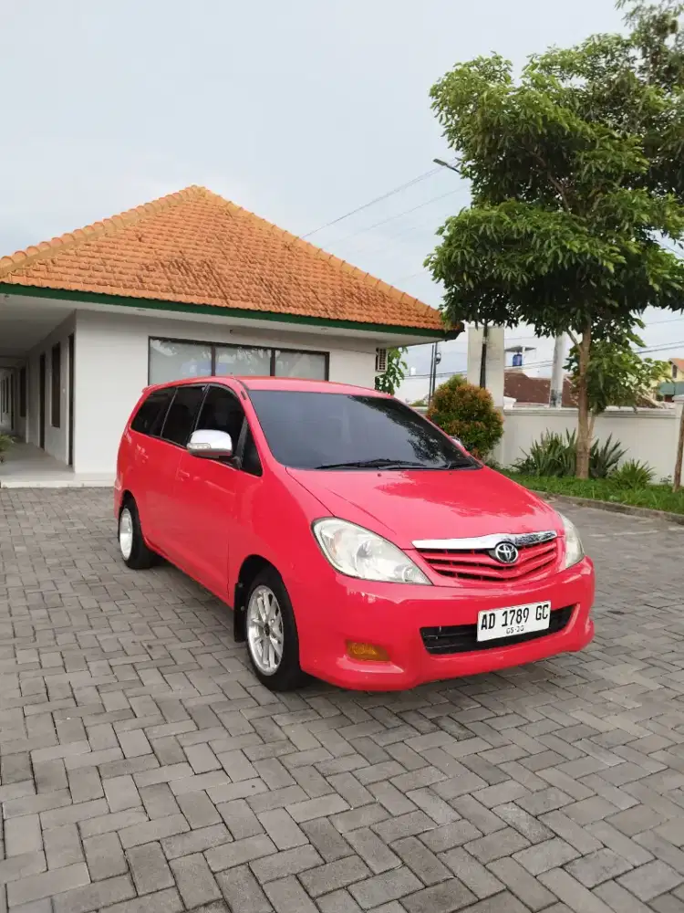 Kijang Inova g bensin transmisi manual