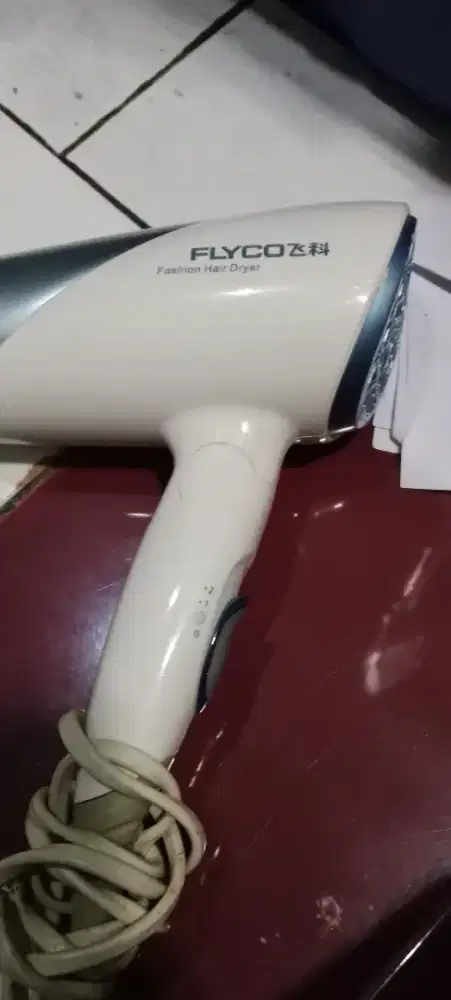 Hair dayer masih baru