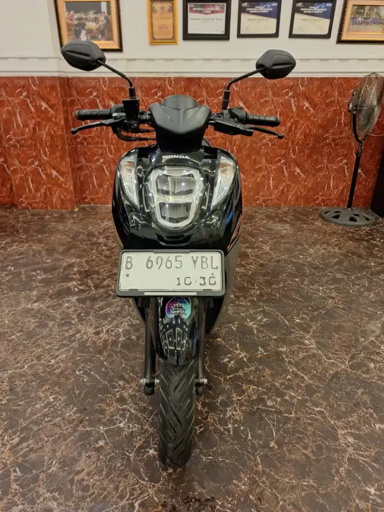 HUB CE KOM DP 1,5 JT GENIO 2025 PROSES DI BANTU SAMPE ACC KM LOW