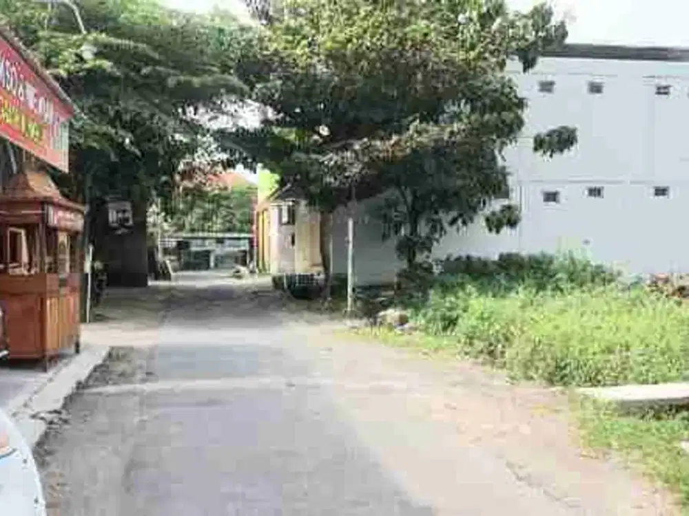 TANAH LUAS 1072M KAMPUS UMS SURAKARTA