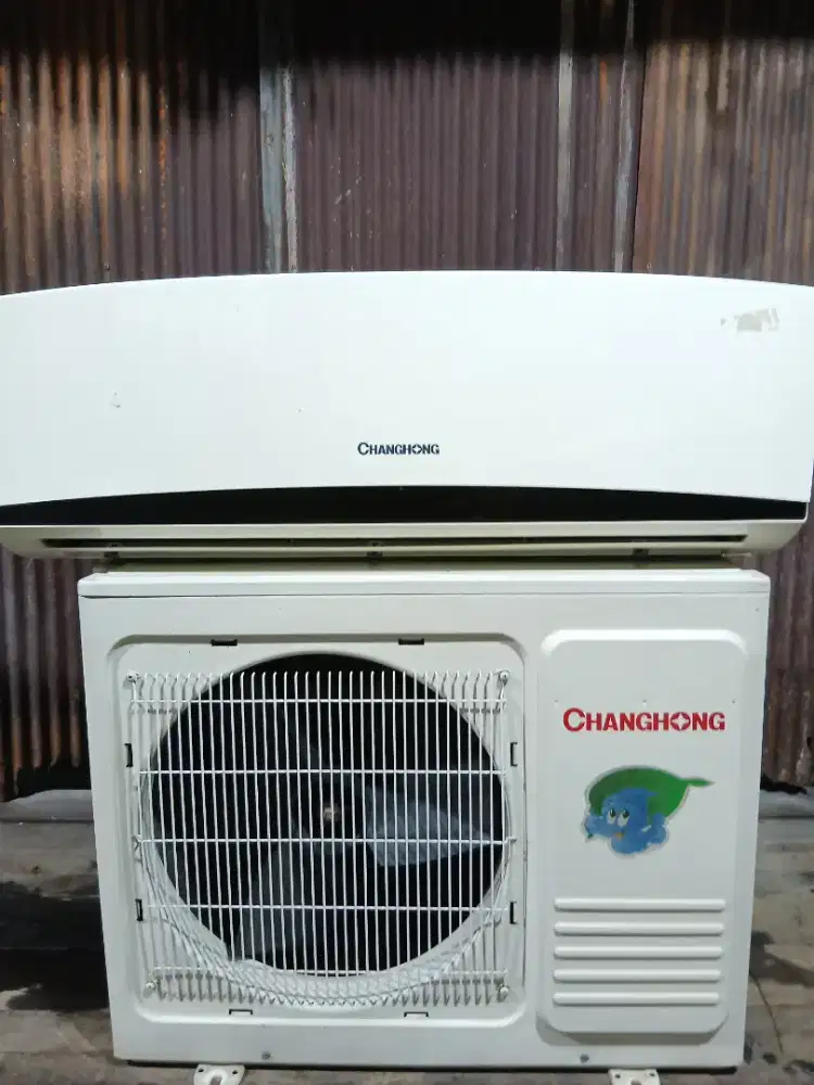 DIJUAL AC BEKAS 1/2 PK GRATIS PASANG