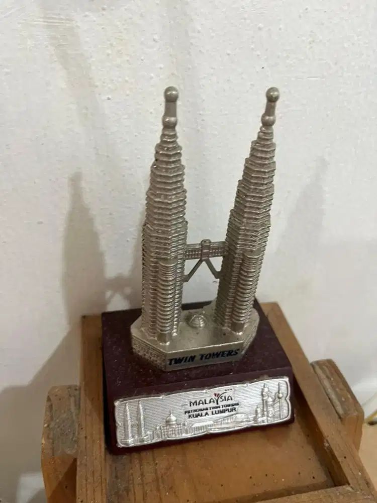 Hiasan rumah twin towers malaysia
