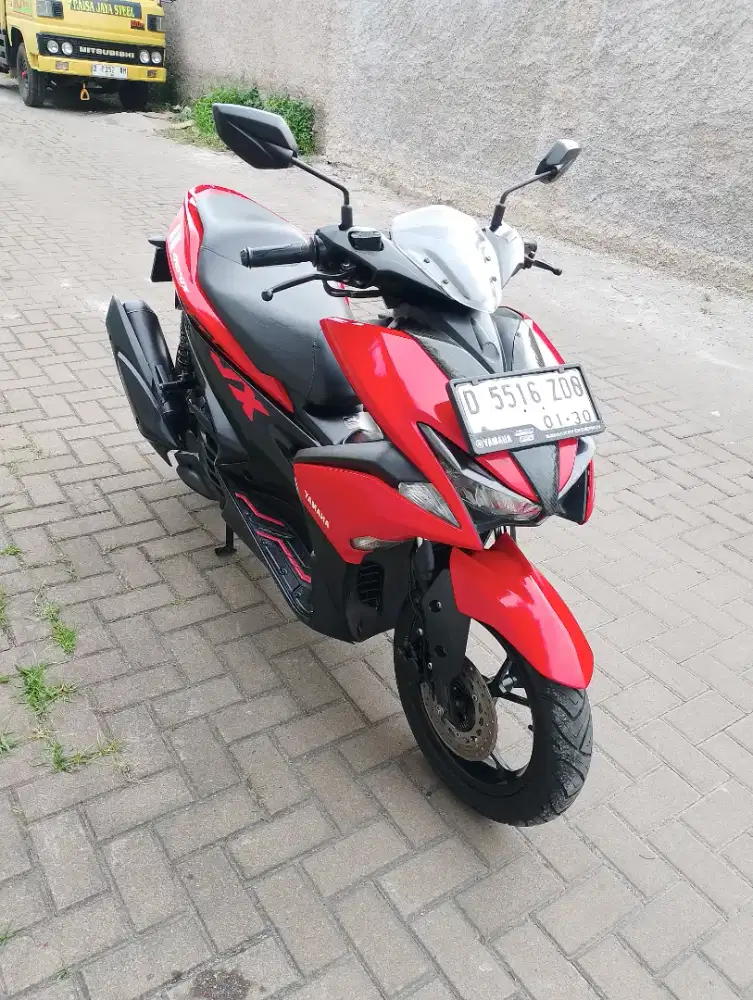 Aerox 155 Thun 2020 mulus