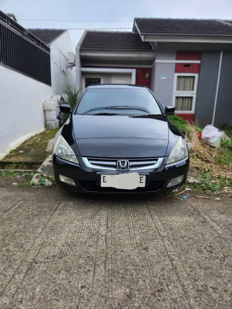 Honda Accord 2004 Bensin