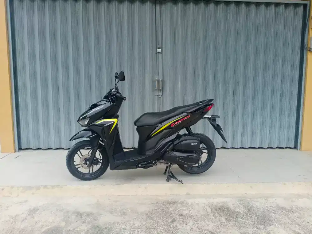 Dijual Honda Vario surat lengkap pajak hidup