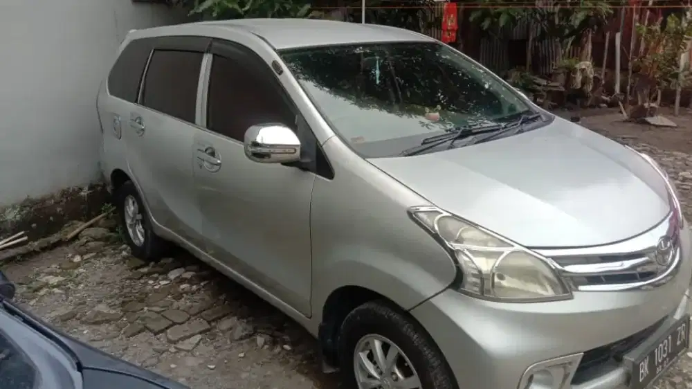 JUAL CEPAT AVANZA ISTIMEWA MEDAN