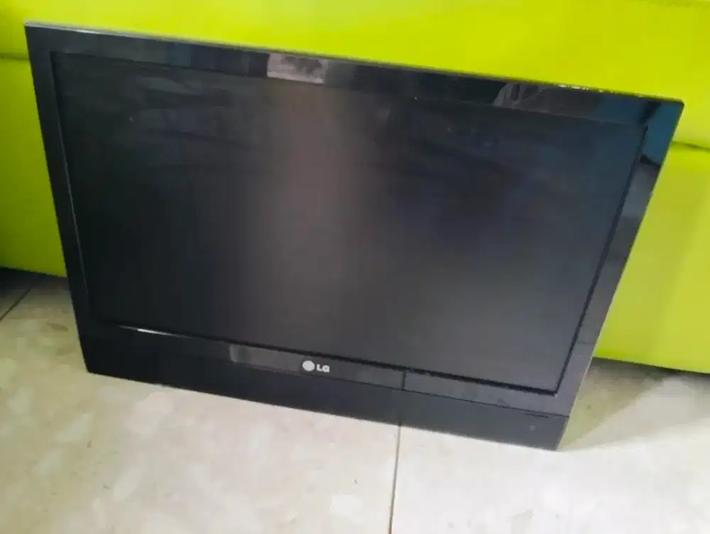 TV LED LG 22 Inci Rusak