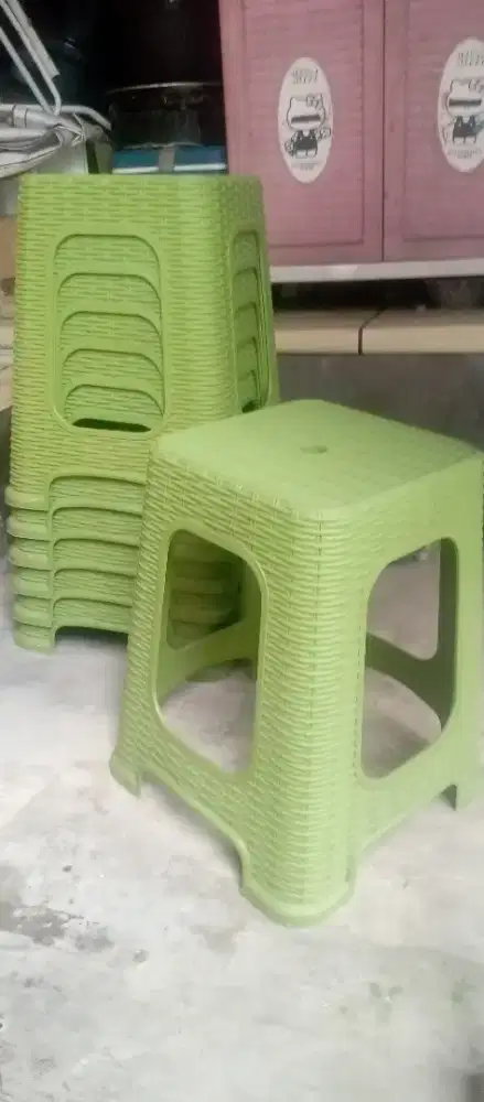 Dijual cepat kursi plastik