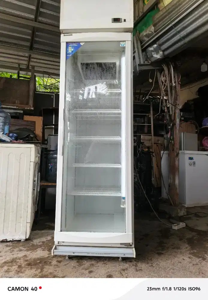 Showcase 1 Pintu Jumbo 460 L merk Panasonic, seri SBC-P1DBLH