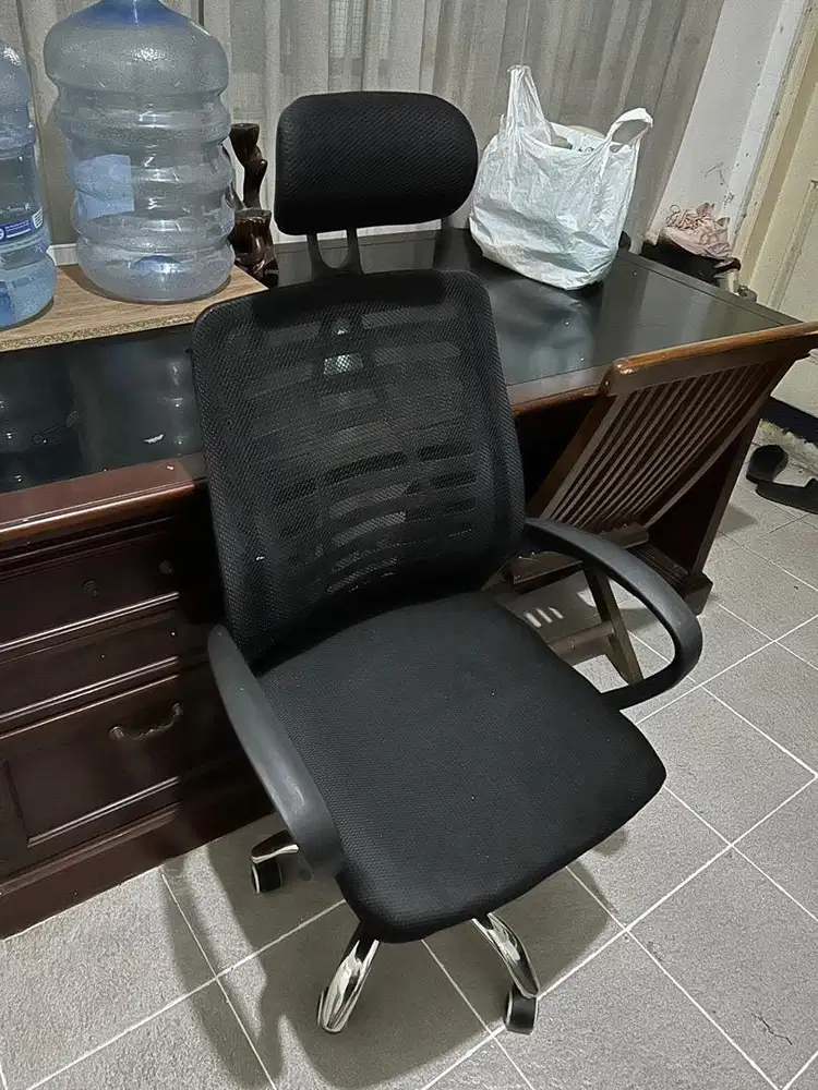 Kursi Tidak Terpakai