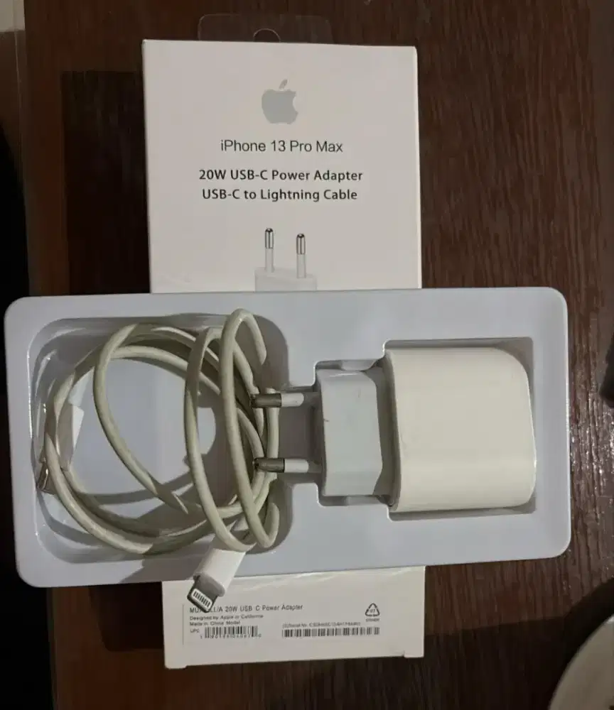 Charger + Kabel Iphone 20watt