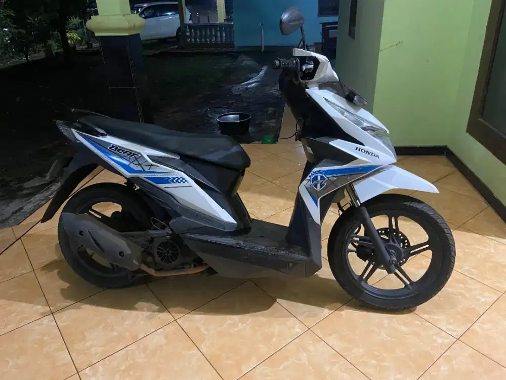 Honda beat tahun 2016
