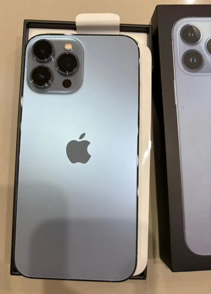 Dijual Iphone 13 Pro Max 256gb Siera Blue,kondisi bekas