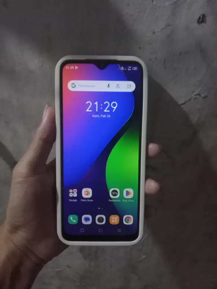 Infinix hot 10 play 2/32.