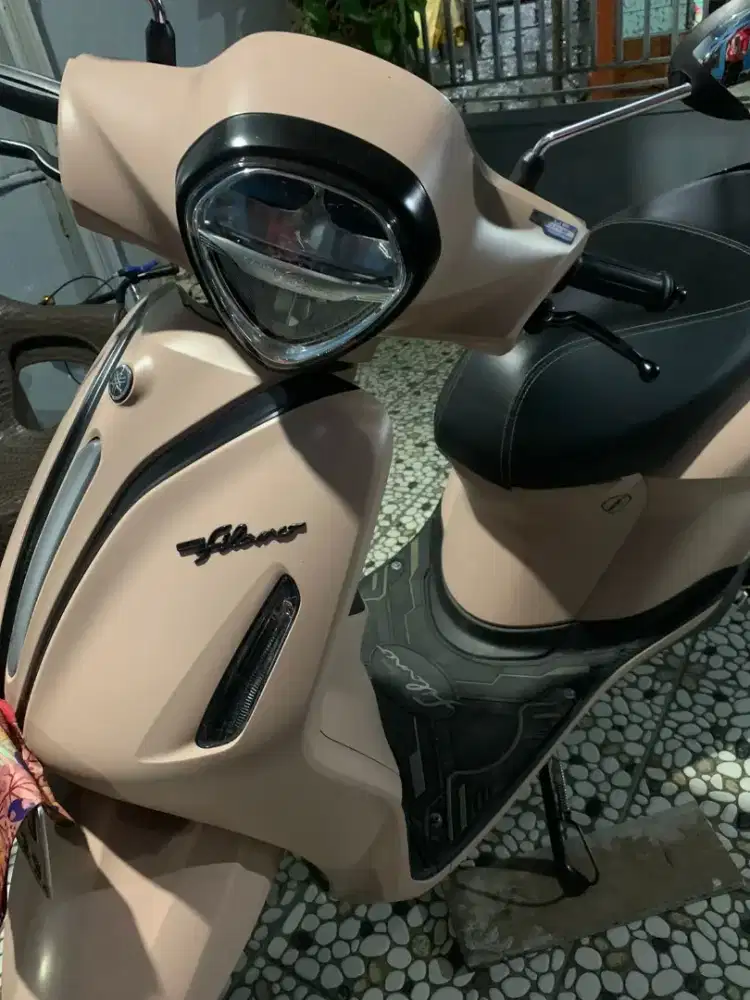 Motor Yamaha Grand Filano Tahun 2024 Warna Purple