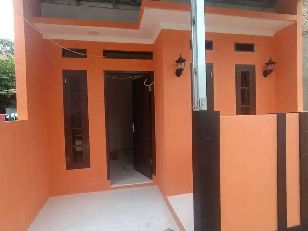 rumah minimalis 2 kamar dekat jalan utama dan hanya 10 menit dari stasiun KRL cuma 135 jutaan