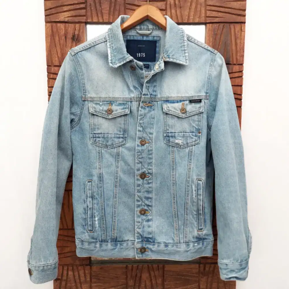 ZARA MAN•1975 | Exclusive Denim Trucker Jeans Jacket (M)