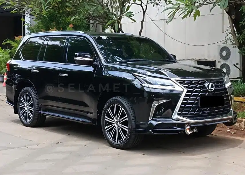 [ ANTIK ] Lexus LX570 F-Sport 2021 Km 17rb