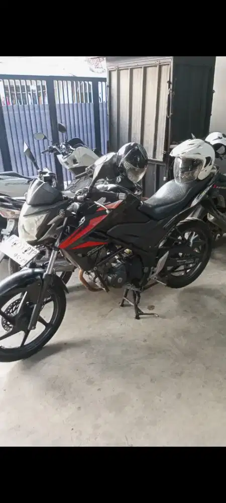 HONDA CB 150 R tahun 2014