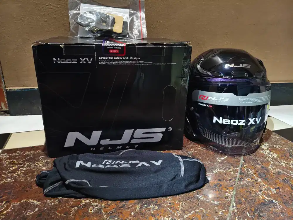 Helm njs neoz xv Stellar Brooklyn Black NEW