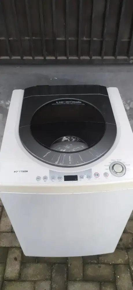 Mesin cuci polytron zeromatic 10kg
