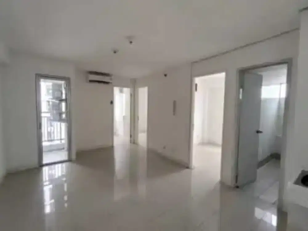 Tower Alamanda 3BR Unfurnished Apartemen Bassura City