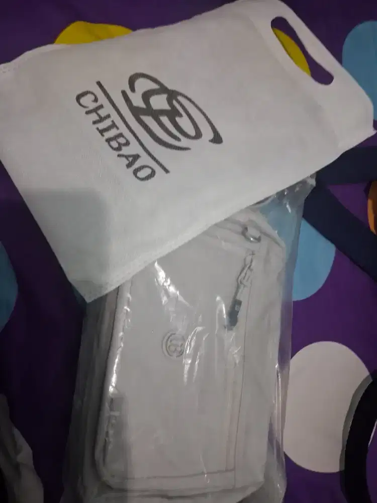 Tas selempang  merk chibao