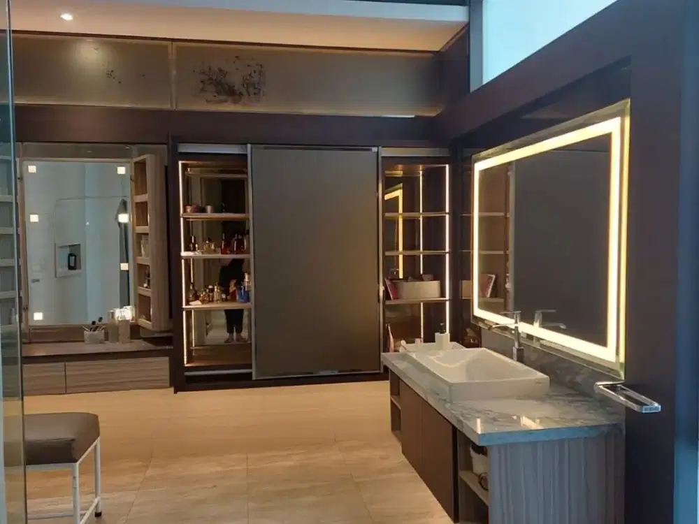 Rumah Keren Modern di Komplek Mekar Wangi