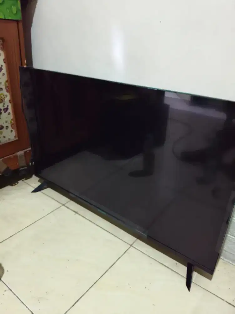 Tv LED Polytron 43 inch
