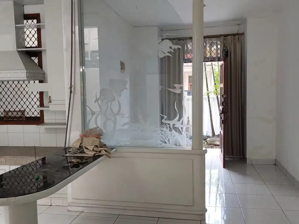 Jual Rumah Luas Bagus Murah di Taman Sakura Indah Bandung