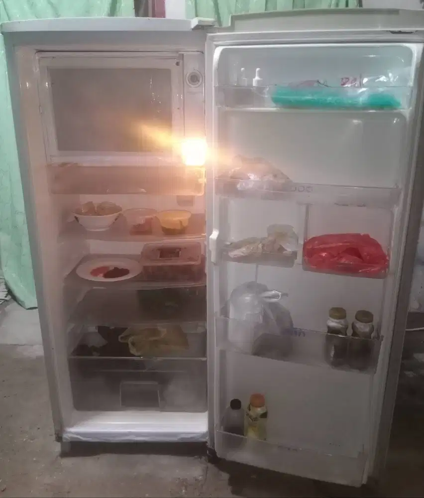 Kulkas 1 pintu LG EXPRESSCOOL JUMBO. Mesin original Pabrik