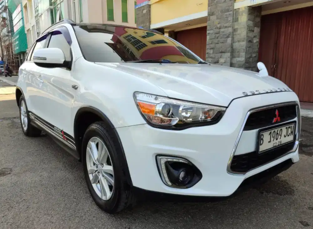 Outlander PX AT 2014 TDP30jt Mitsubishi Outlander 2.0 PX Matic