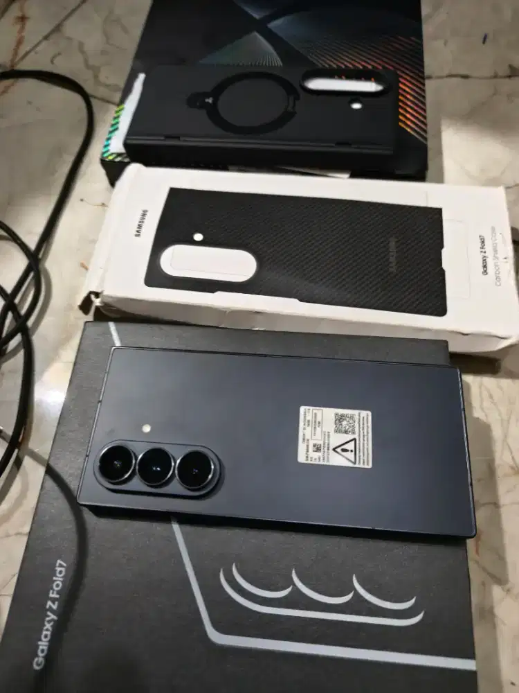 Jual/tt z fold 7 1tb resmi sein Fulset