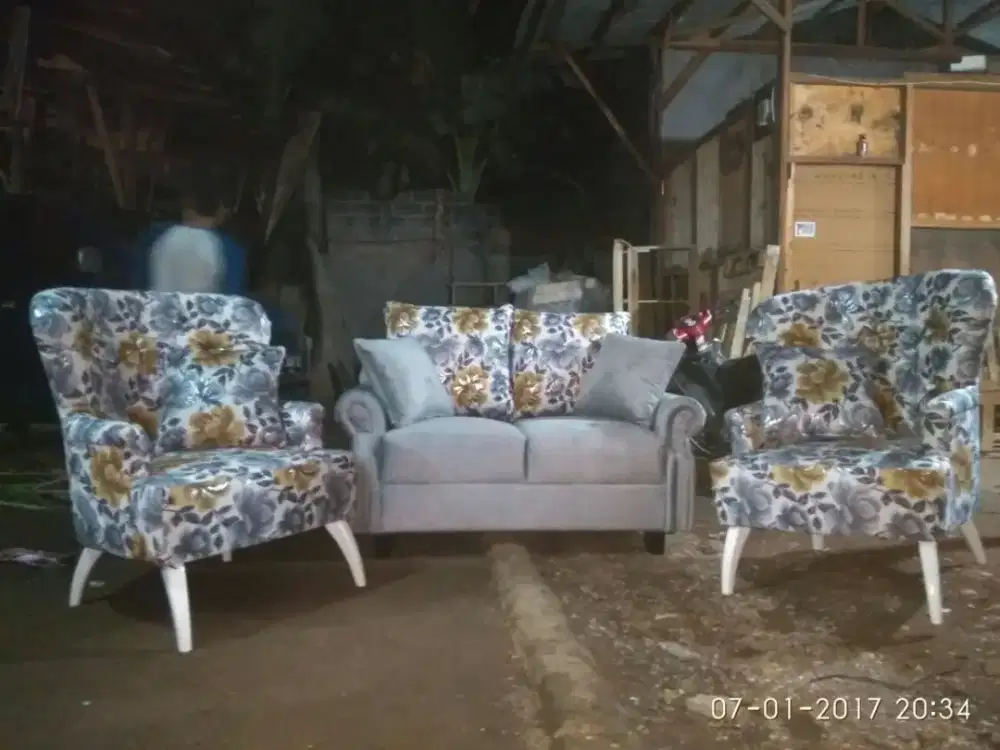 Menjual berbagai model Sofa tamu