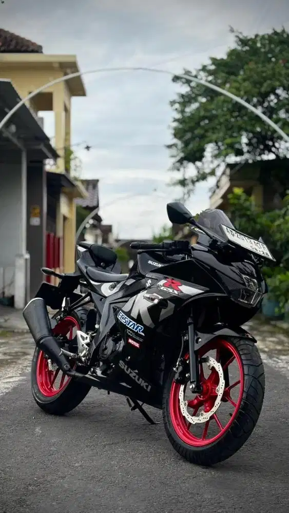 SUZUKI GSX 150 KEYLESS ORIGINAL SIAP PAKAI