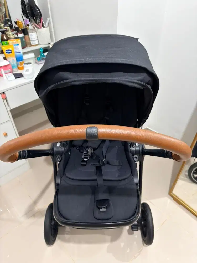 nuna triv next caviar cnu63