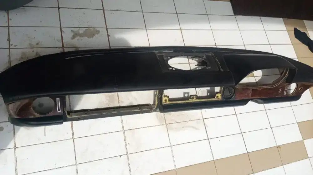 Jual Dasbor mercy mini th 1971