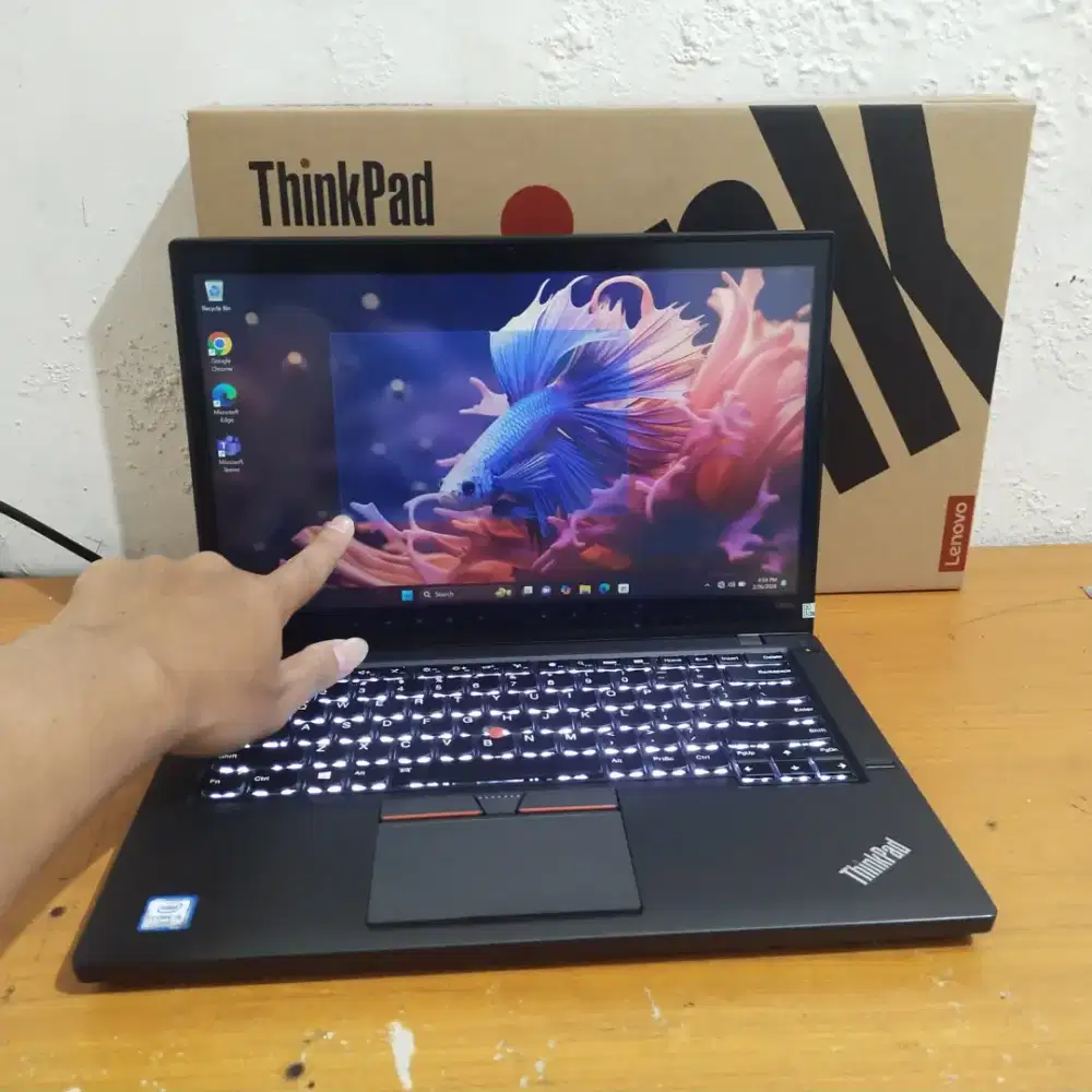 Lenovo T450s Slim Touchscreen Core i5 RAM 8GB SSD 256gb LED 14inch FHD